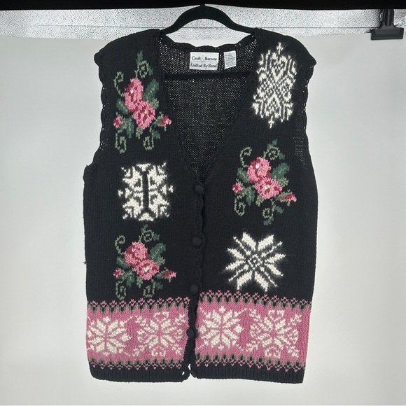 croft & barrow Sweaters - Black and Pink Women's Large Sweater Vest Cottagecore Grannycore Feminine Floral
